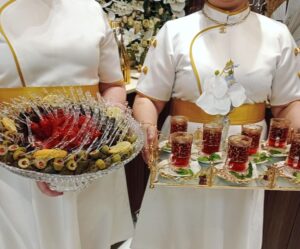 خدمة شاي وقهوة وعصير بالكويت